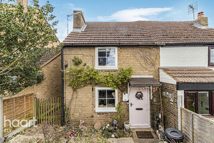 2 Bedroom Semi Detached House For Sale In Station Road, Littleport, CB6