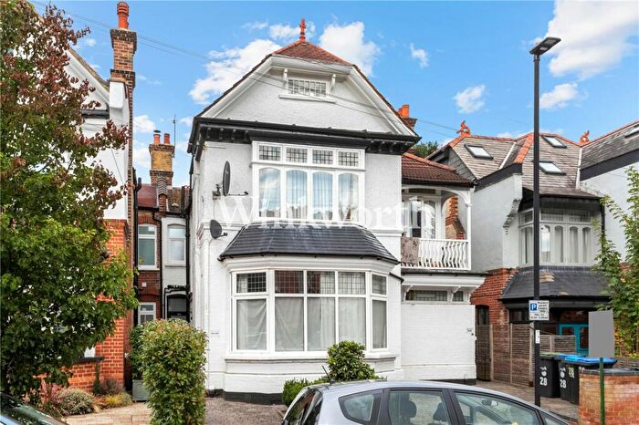 1 Bedroom Apartment To Rent In Compton Road, London, N21