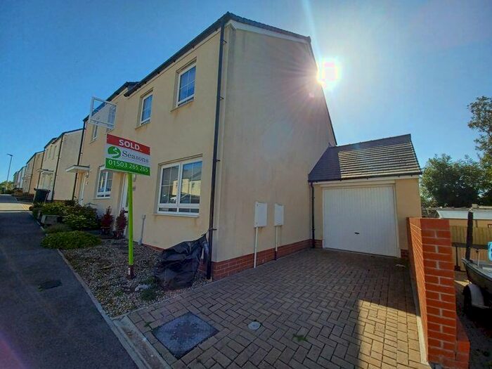 3 Bedroom Semi-Detached House To Rent In Kimlers Way, St Martin, PL13