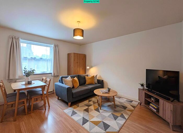 1 Bedroom Flat To Rent In Voss Street, London, E2