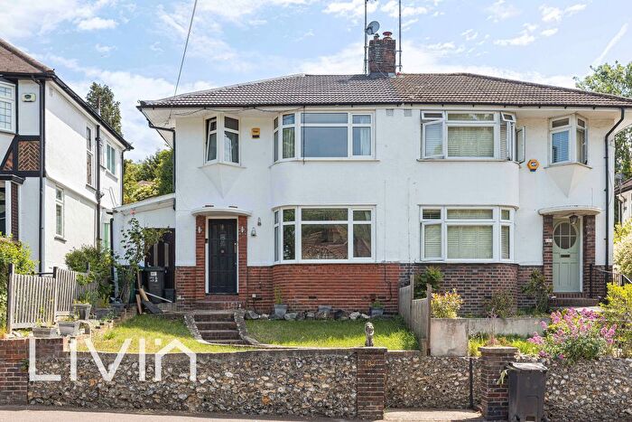 3 Bedroom Semi-Detached House For Sale In Old Lodge Lane, Purley, Greater London, CR8