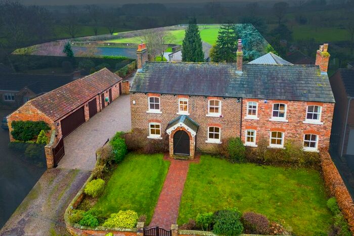 5 Bedroom Farm House For Sale In Brook Hall Farm, Wighill, LS24