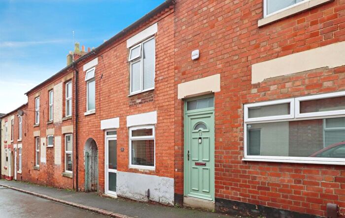2 Bedroom Terraced House For Sale In New Street, Rothwell, Kettering, NN14