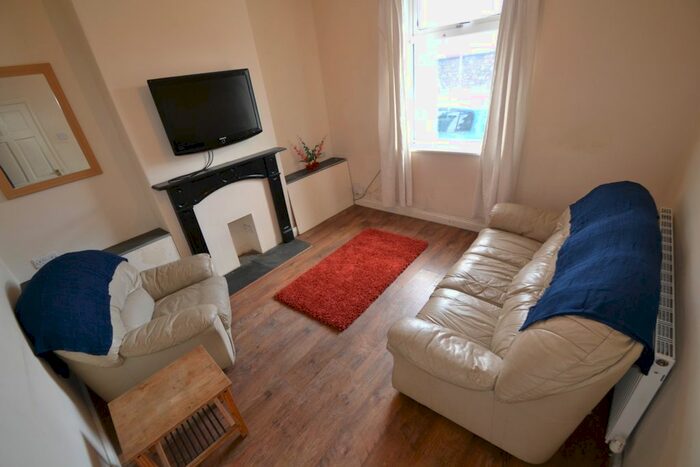 4 Bedroom Property To Rent In Daniel Street, Cathays, Cardiff, CF24