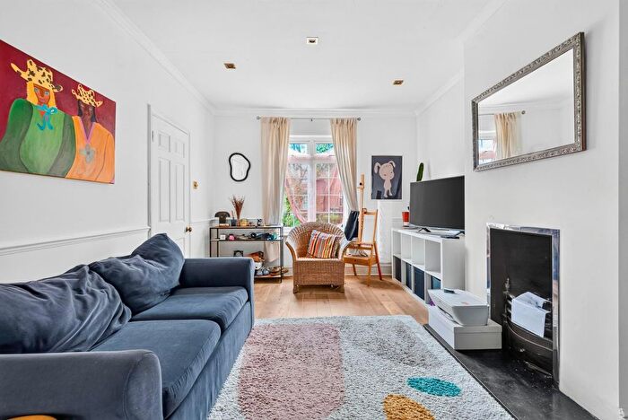 2 Bedroom Terraced House For Sale In Wulfstan Street, Shepherds Bush, W12