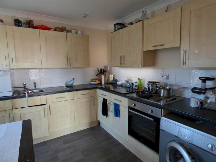 1 Bedroom Flat To Rent In Town Pier, Gravesend DA11