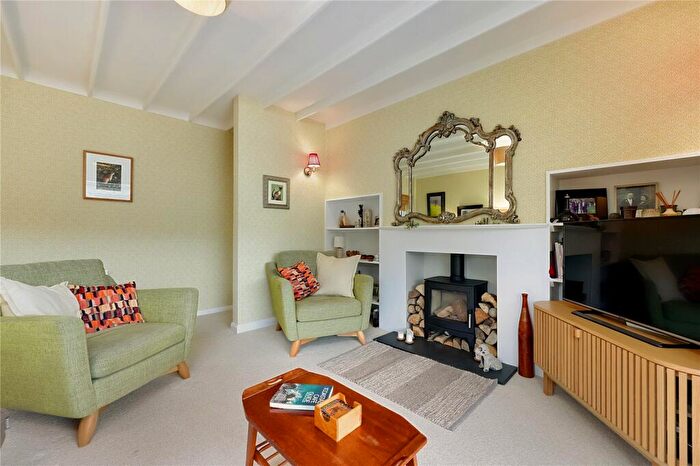 2 Bedroom Detached House For Sale In Earls Drive, Kingsand, Cornwall, PL10