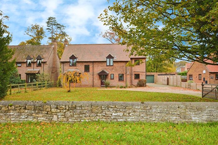 4 Bedroom Detached House For Sale In Scawby Road, Broughton, Brigg, DN20