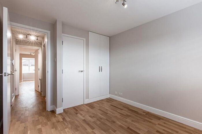 1 Bedroom Flat To Rent In Conifer Way Sudbury Avenue, HA0