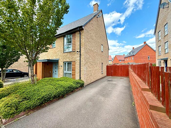 3 Bedroom Semi-Detached House To Rent In Peter Churchill Lane, Ashford, TN23