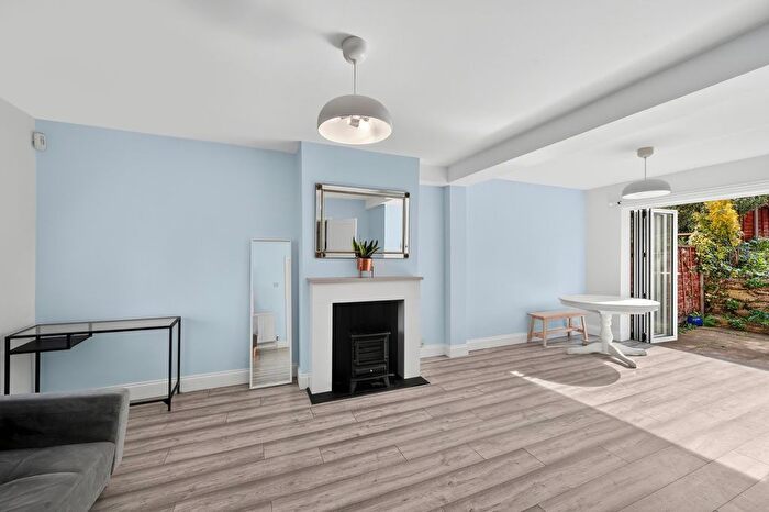 5 Bedroom Property To Rent In Ormiston Road, Greenwich, SE10