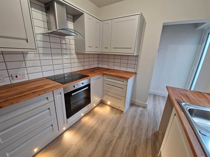 3 Bedroom Terraced House To Rent In Pen Y Wern Terrace, Landore, SA1