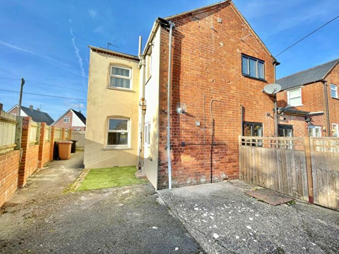 2 Bedroom Cottage To Rent In Station Road, Cholsey, OX10