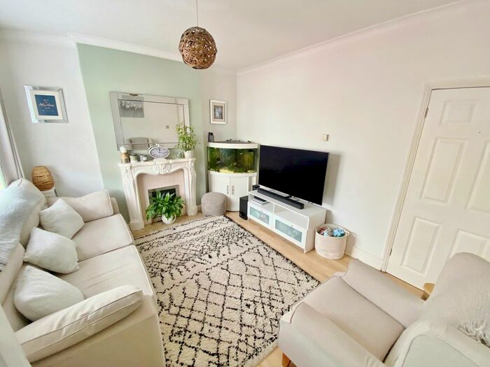 2 Bedroom Terraced House To Rent In Hill Street, Stockingford, Nuneaton, CV10