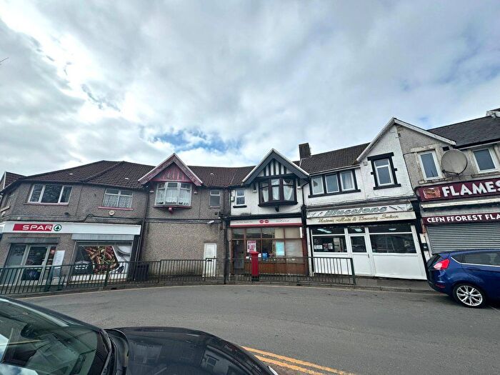 2 Bedroom Flat To Rent In Flat A Cefn Forest Avenue, Blackwood, NP12