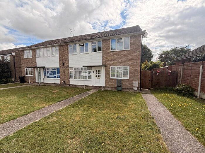 2 Bedroom Apartment To Rent In Dukes Farm Road, Billericay, Essex, CM12