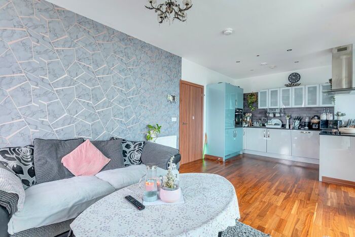 2 Bedroom Flat To Rent In Telcon Way, London, SE10