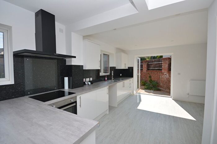 3 Bedroom Property To Rent In Edgar Road, Kettering, NN16