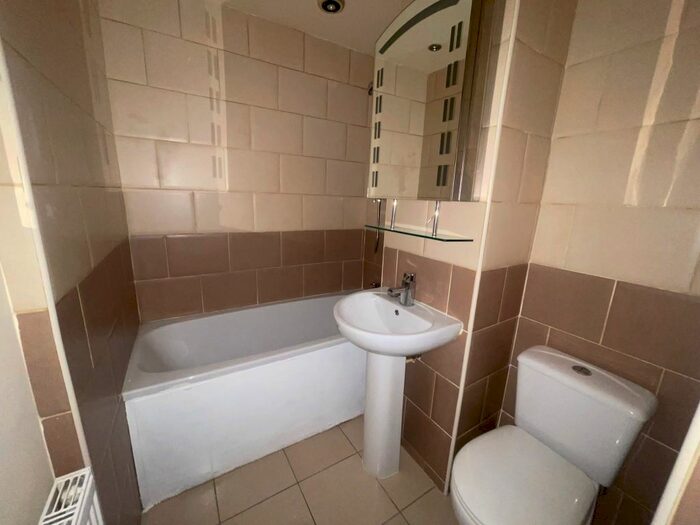1 Bedroom Property To Rent In St. Lukes Road, Wednesbury, WS10
