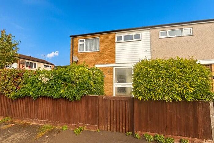 3 Bedroom Terraced House To Rent In St. Anthonys Close, Aylesbury, HP19