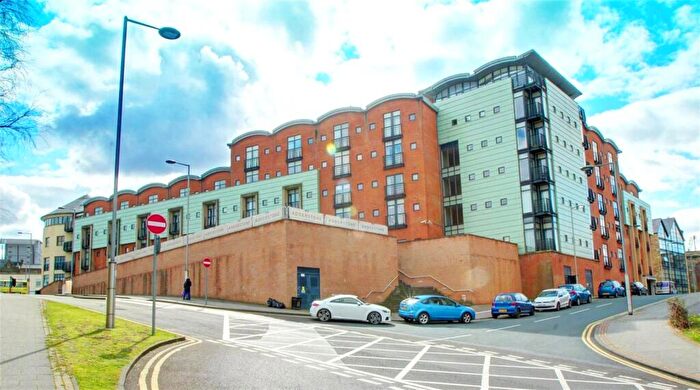 2 Bedroom Apartment To Rent In Curzon Place, Gateshead, NE8