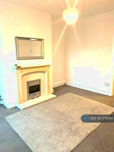 2 Bedroom Terraced House To Rent In Snydale Road, Cudworth, Barnsley, S72