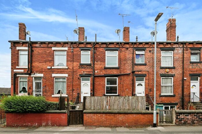 2 Bedroom Terraced House To Rent In Arthington Street, Leeds, West Yorkshire, LS10