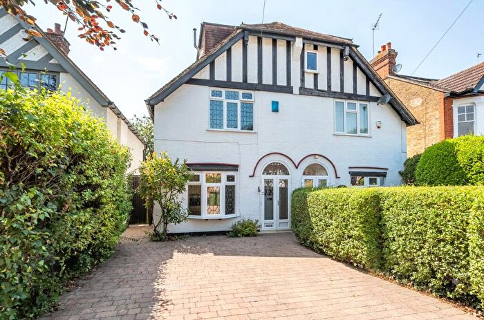3 Bedroom Semi-Detached House For Sale In Leigh Road, Cobham, Surrey, KT11