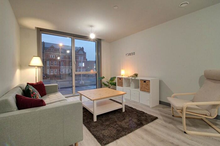 2 Bedroom Apartment To Rent In Jq Rise, Goodman Street, Birmingham City Centre, B1