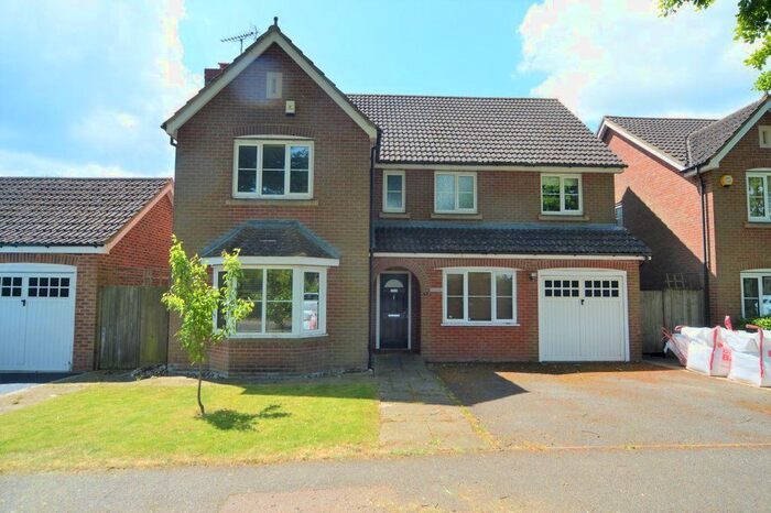 5 Bedroom Property To Rent In Great Braitch Lane, Hatfield, AL10