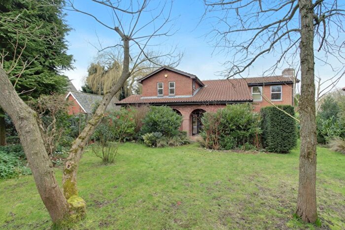 4 Bedroom Detached House For Sale In Main Road, Elm, PE14