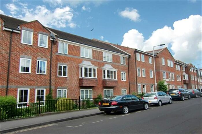 1 Bedroom Flat To Rent In Ryan Court, Blandford Forum, DT11