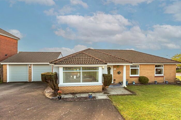 3 Bedroom Detached Bungalow For Sale In Ffordd Aneurin Bevan, Sketty, Swansea, SA2