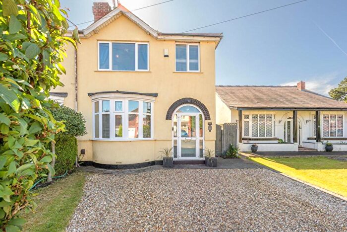 3 Bedroom House For Sale In Claremont Road, Sedgley, DY3