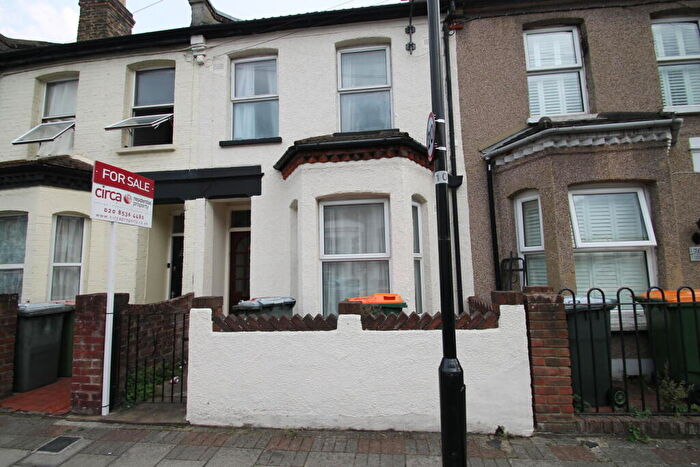 4 Bedroom Terraced House For Sale In Chesterton Terrace, London, E13