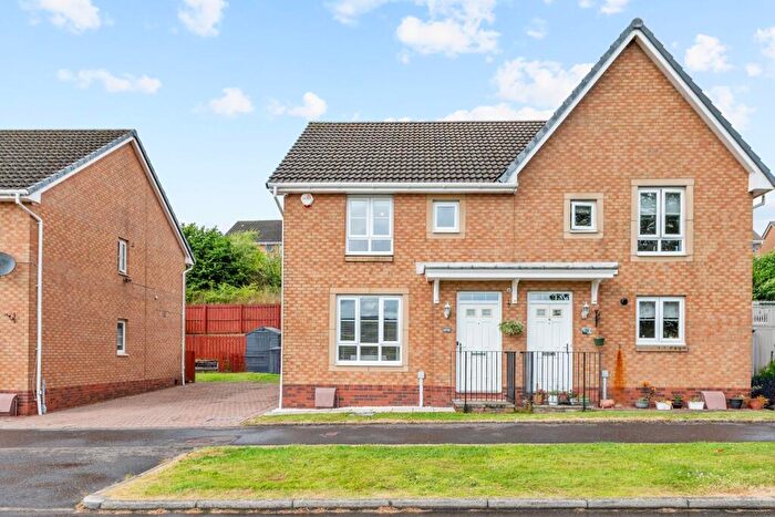 3 Bedroom Semi-Detached House For Sale In Hoggan Path, Longcroft., FK4