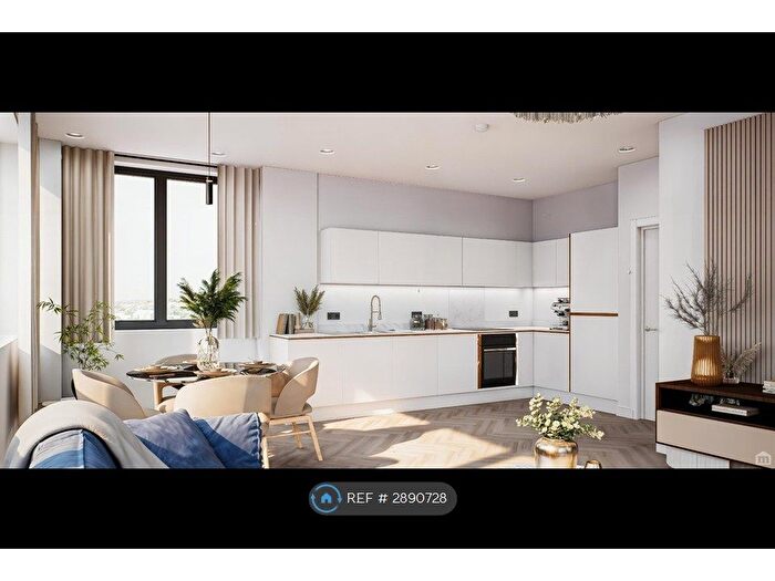 2 Bedroom Flat To Rent In Homestead Road, Rickmansworth, WD3