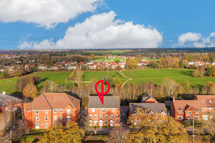 4 Bedroom Town House For Sale In Hillmorton Road, Rugby, CV22