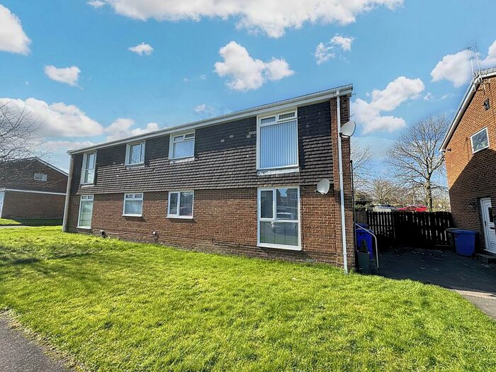 2 Bedroom Flat To Rent In Poole Close, Cramlington, NE23