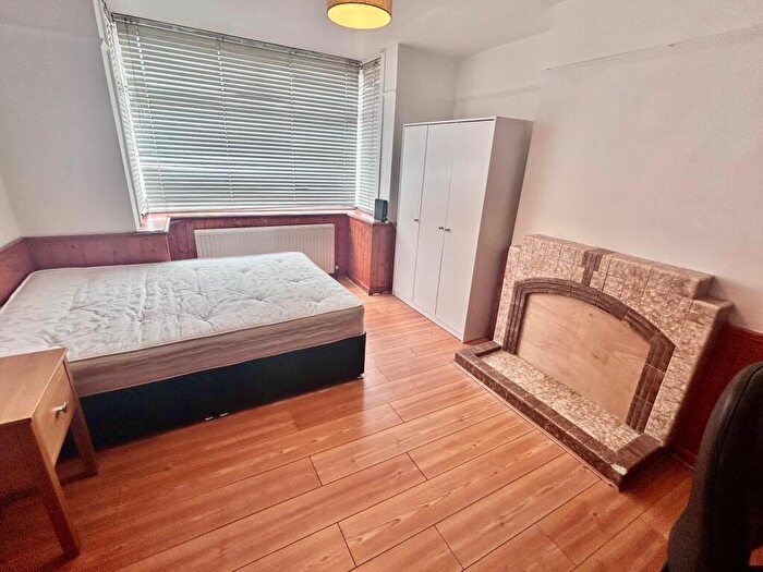 4 Bedroom Terraced House To Rent In Filton Avenue, Horfield, Bristol, BS7