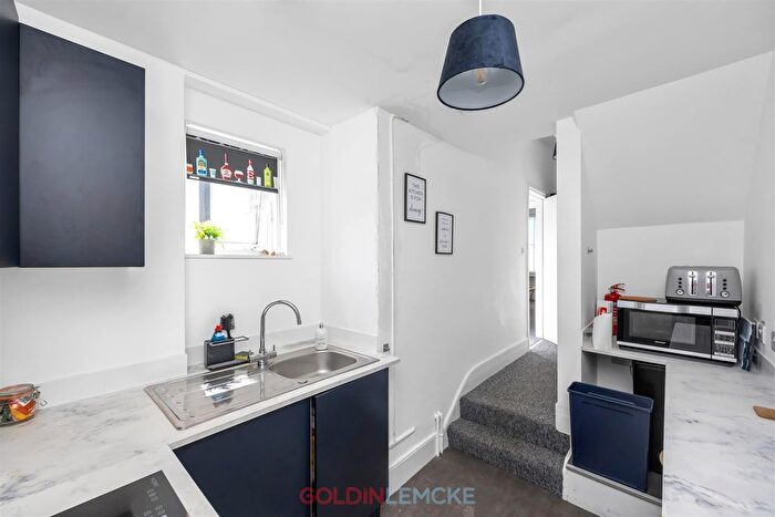 1 Bedroom Flat To Rent In Westbourne Street, Hove, BN3