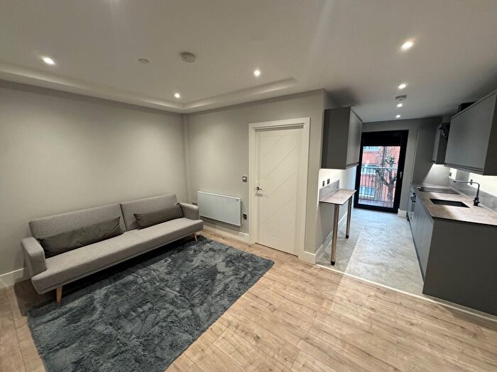 1 Bedroom Flat To Rent In Winifred Street, Leicester, LE2