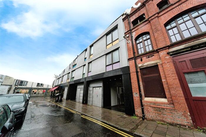 1 Bedroom Flat For Sale In Robert Street, Brighton, East Sussex, BN1