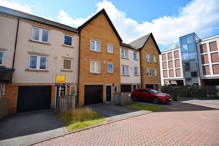 4 Bedroom Town House To Rent In Blue Bridge Lane William Court, York, YO10