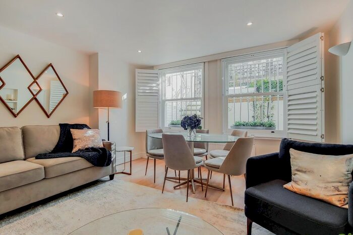 2 Bedroom Flat To Rent In Gwendwr Road, Garden Flat, London, W14