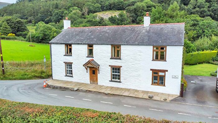 4 Bedroom Detached House For Sale In Pentredwr, Llangollen, LL20