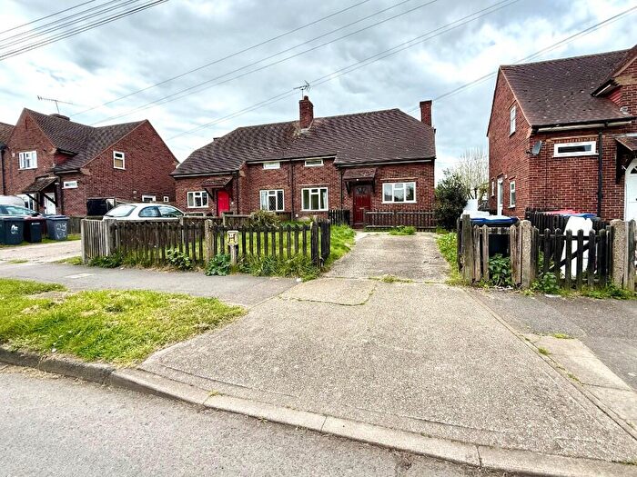 3 Bedroom Semi Detached House To Rent In Vauxhall Avenue, Canterbury, Kent, CT1