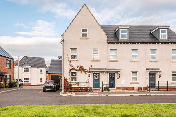 3 Bedroom End Of Terrace House For Sale In Savoy Street, Exeter, EX2