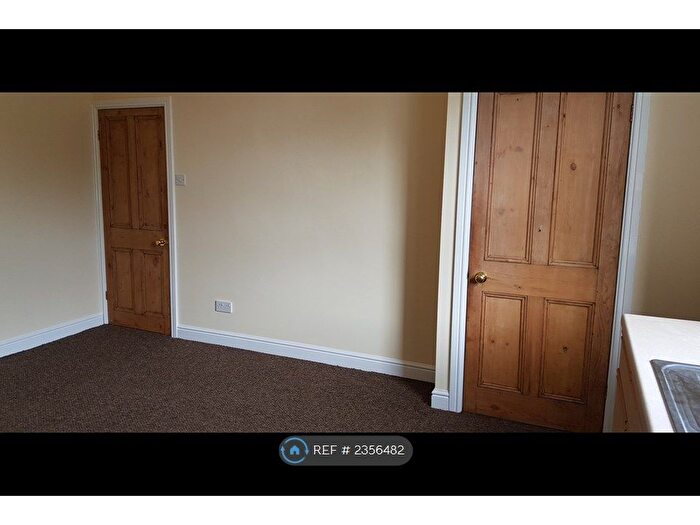1 Bedroom Terraced House To Rent In Denton Terrace, Morley, Leeds, LS27