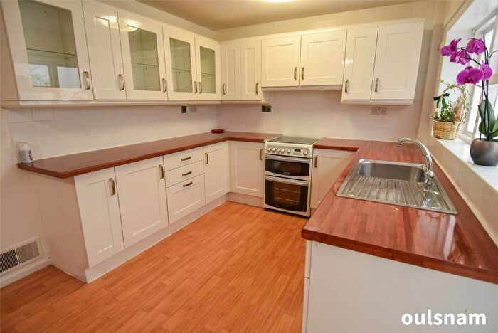 3 Bedroom Terraced House For Sale In Brassie Close, Birmingham, West Midlands, B38